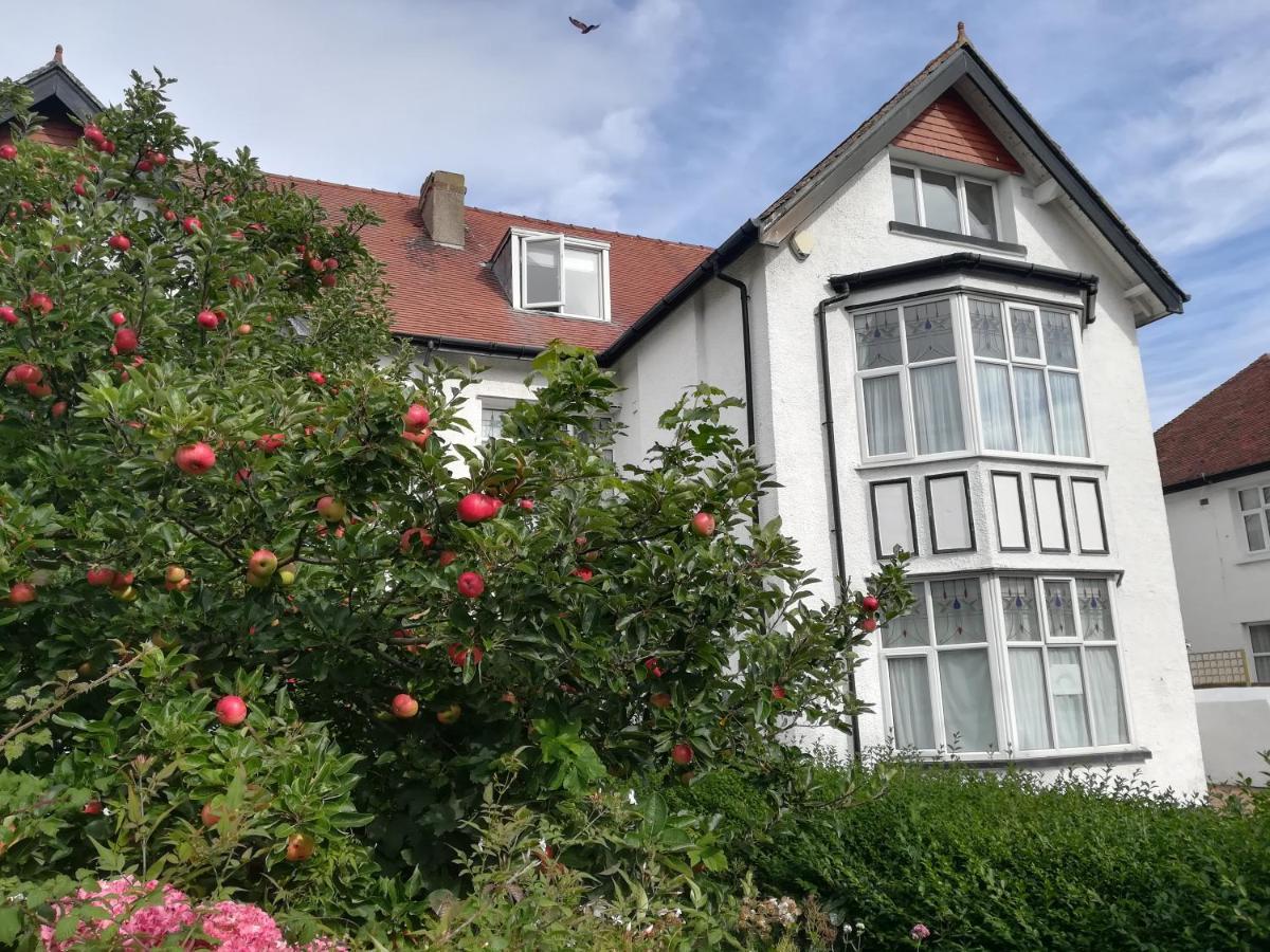 Seren Villa Llandudno Exterior photo